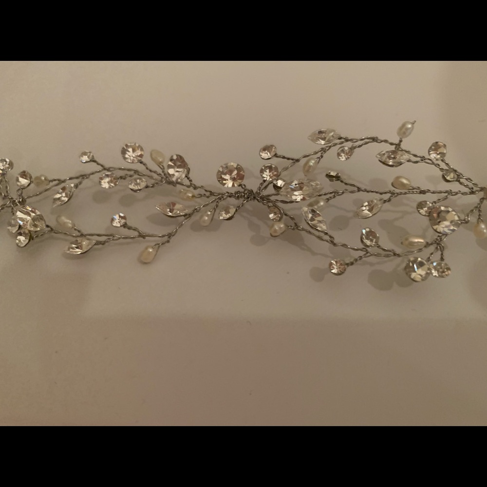 Headpiece - Picture 2 of 2
